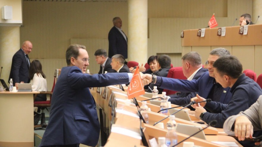 В гордуме Саратова выбрали председателей комитетов по МСУ и делам ветеранов