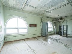 Саратовцам предлагают вложиться в заброшенное здание в Парке Победы