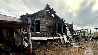 Двое мужчин погибли в ночном пожаре под Энгельсом