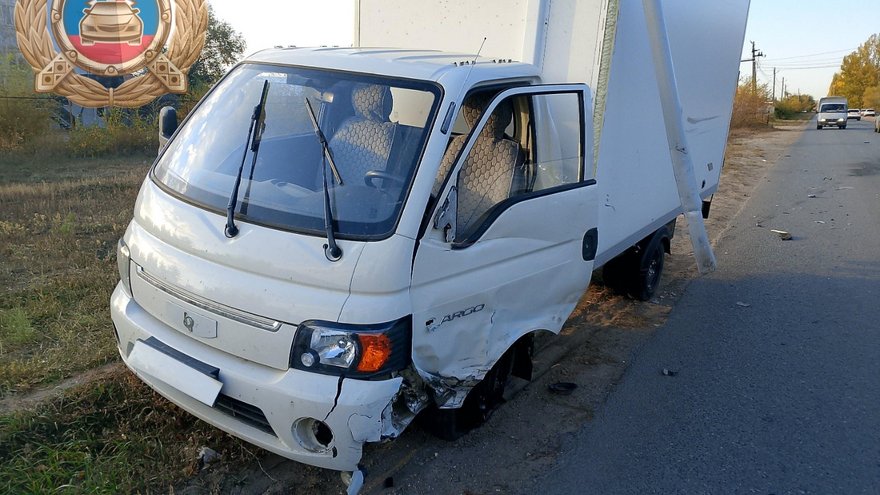 В Энгельсе мотоциклист пострадал в тройной аварии