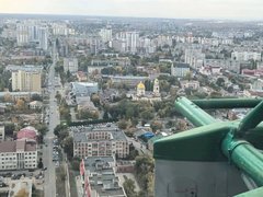Священники с иконой облетели Энгельс на вертолете