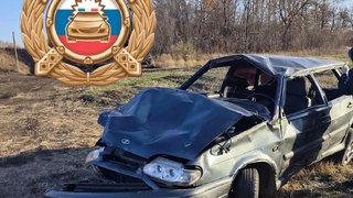 Водитель разбился насмерть в перевернувшейся машине