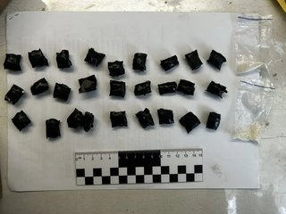 В Саратове задержали женщину с 50 свертками мефедрона