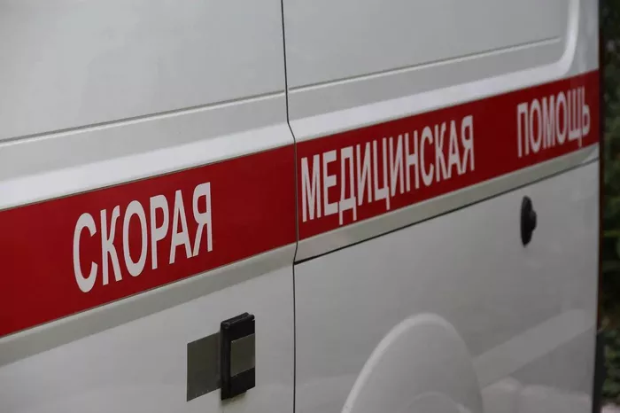 В Саратове мужчина покалечился при падении с моста