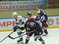 Саратовский Кристалл уверенно обыграл Буран в домашнем матче ВХЛ