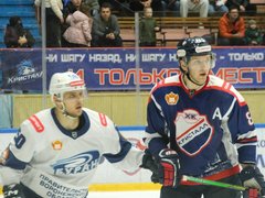 Саратовский Кристалл уверенно обыграл Буран в домашнем матче ВХЛ