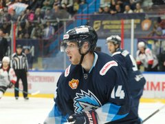Саратовский Кристалл вырвал победу у Тамбова на домашнем льду