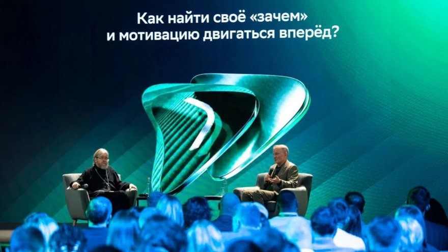 Герман Греф: Наша задача — построить искусственный интеллект, который поможет человеку осознанно проживать свою жизнь