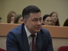 Ремонт дорог, переселение из аварийных домов, поддержка СВО: утверждены поправки в бюджет Саратовской области