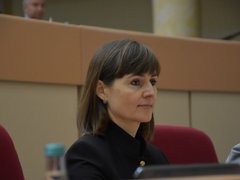 Ремонт дорог, переселение из аварийных домов, поддержка СВО: утверждены поправки в бюджет Саратовской области