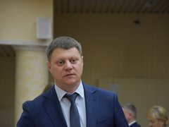Ремонт дорог, переселение из аварийных домов, поддержка СВО: утверждены поправки в бюджет Саратовской области