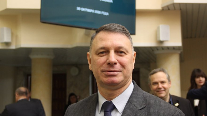 В Саратове выделены миллионы на уличное освещение, электротранспорт и зарплату бюджетникам