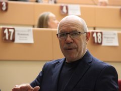 В Саратове выделены миллионы на уличное освещение, электротранспорт и зарплату бюджетникам