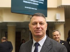 В Саратове выделены миллионы на уличное освещение, электротранспорт и зарплату бюджетникам