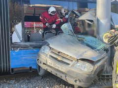 В Саратове в автокатастрофе с трамваем погиб мужчина